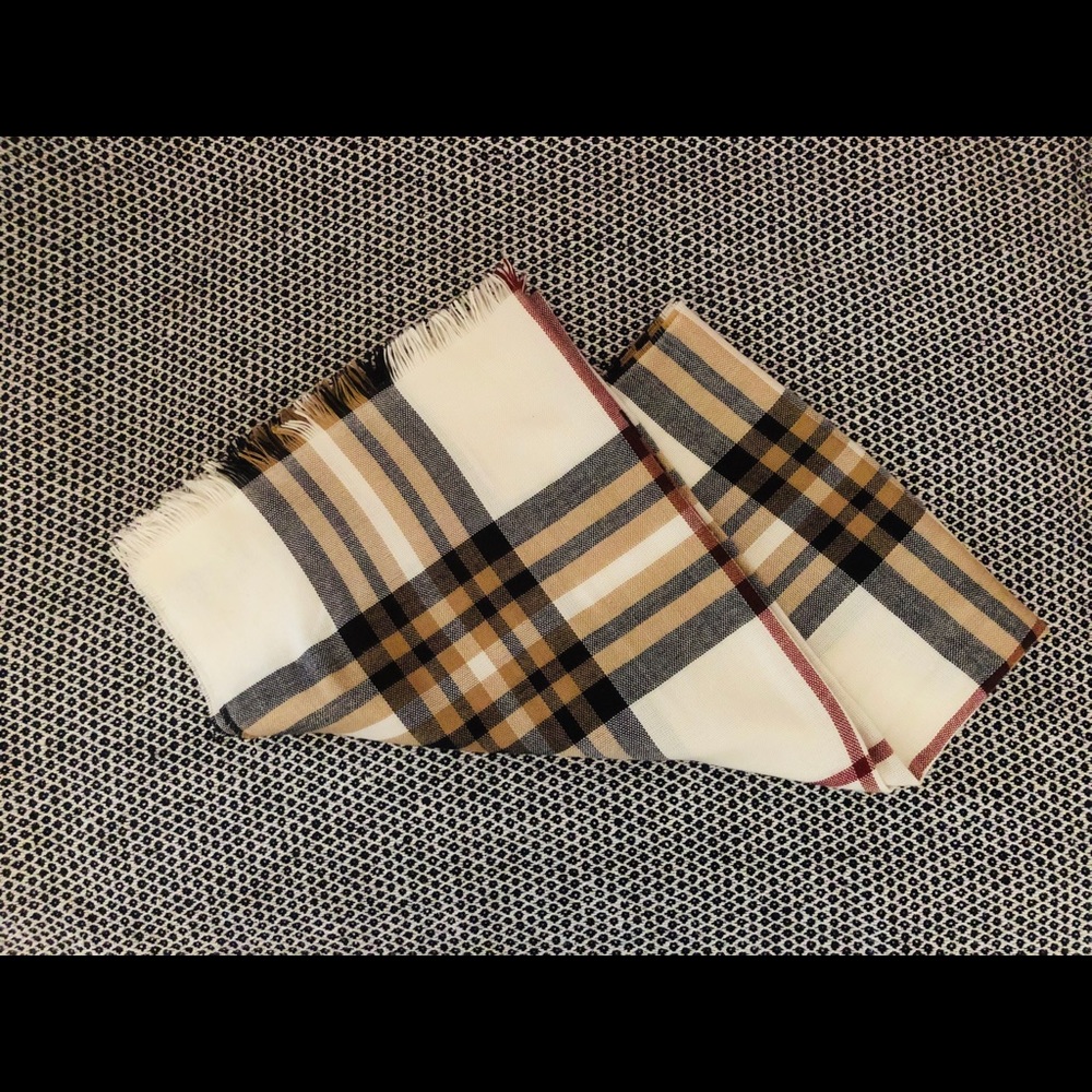 Iconic Print Scarf
